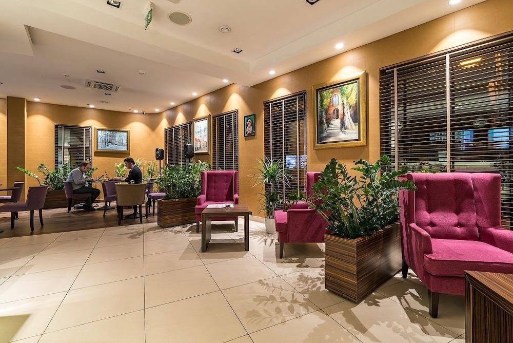 Desilva Premium Hotel 4*