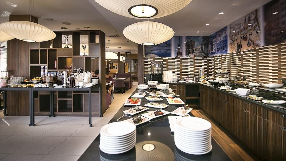 Desilva Premium Hotel