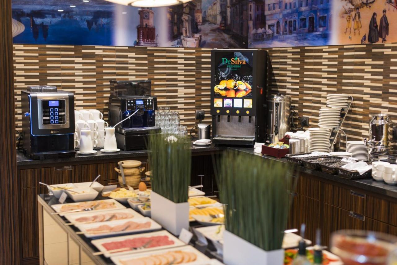 Desilva Premium 4* Poznan