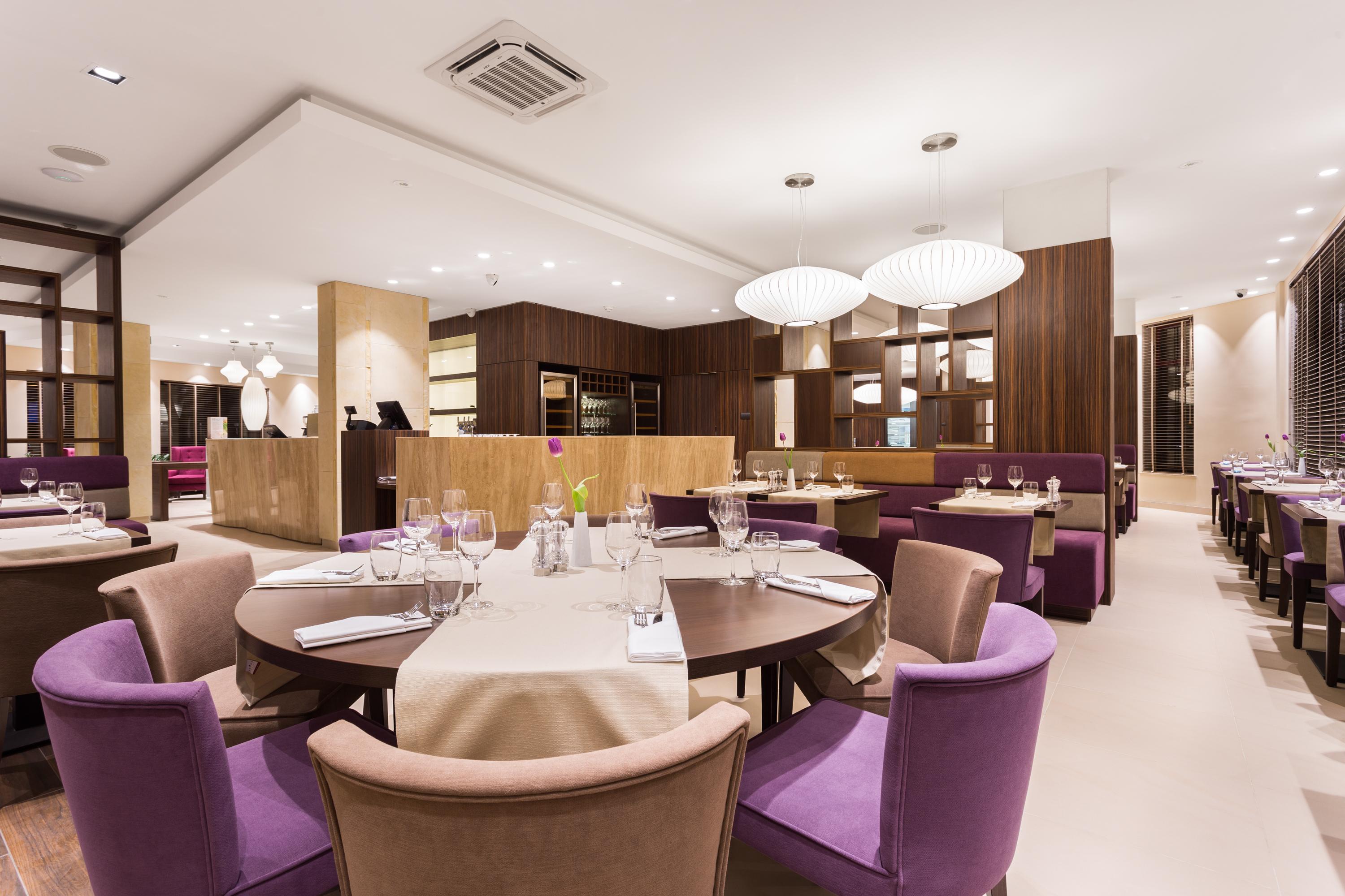 Hotel Desilva Premium